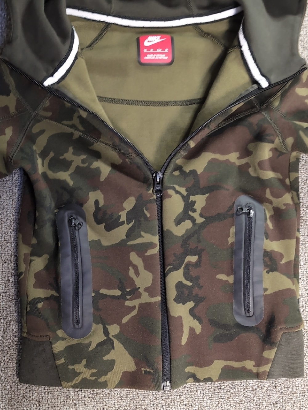 Nike Tech Fleece Camo Hoodie & Joggers Set Hoodie XS Joggers Small - Picture 8 of 16